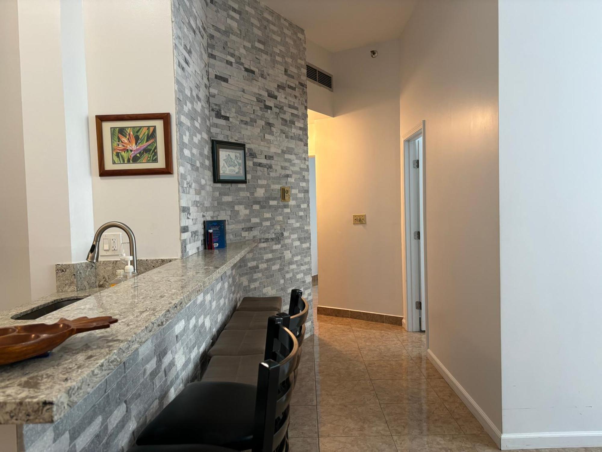 2Br Downtown High Ceiling Free Parking And Wifi Apartment โฮโนลูลู ภายนอก รูปภาพ
